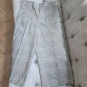 NWT Gaucho/ culottes pants